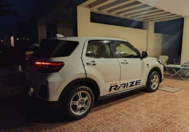 toyota-raize-xs-2020-registered-2022-big-7