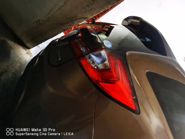 honda-jade-hybrid-2015-big-13