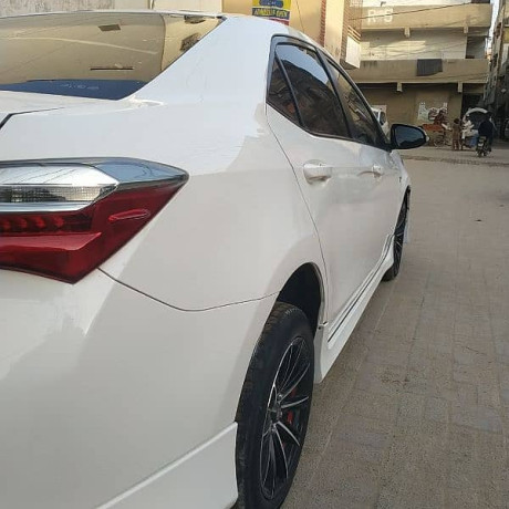 toyota-corolla-altis-2021-big-5