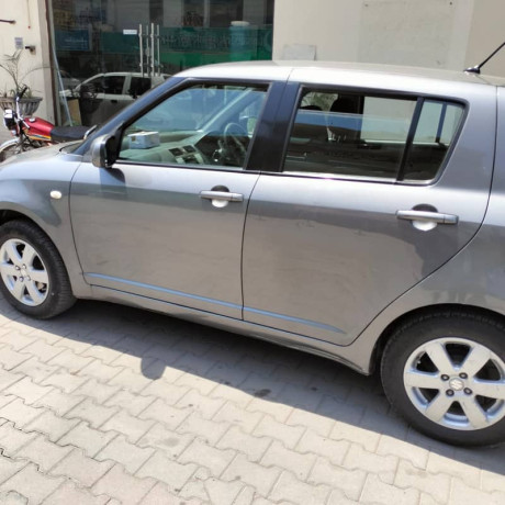 suzuki-swift-2012-big-6