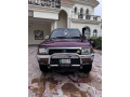 toyota-hilux-surf-30-petrol-v6-small-0