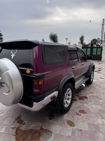 toyota-hilux-surf-30-petrol-v6-big-4