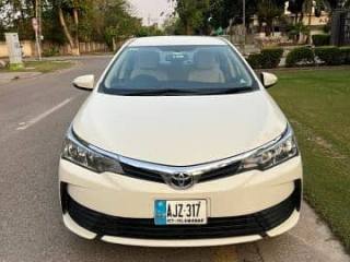 toyota-corolla-xli-2018