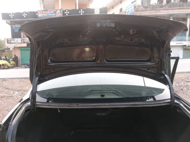 toyota-corolla-xli-2012-big-5