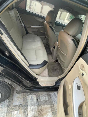 toyota-corolla-xli-2011-big-3