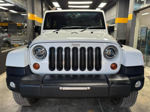 jeep-wrangler-2012-big-5