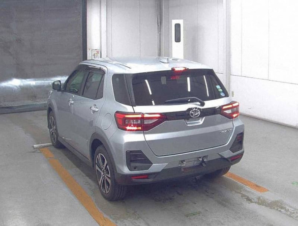 daihatsu-rocky-10-r-tc-2019-2025-import-big-2