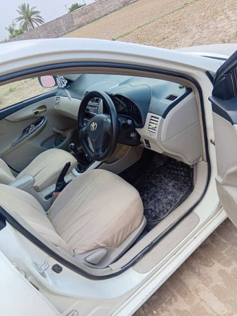 toyota-corolla-xli-2013-big-14