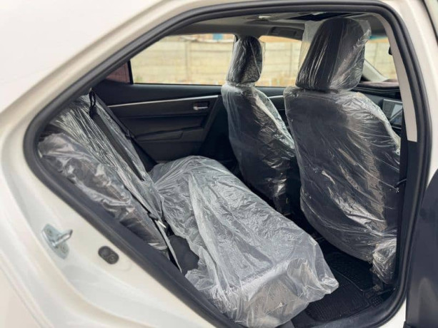 toyota-altis-grande-2024-automatic-big-4