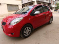 toyota-vitz-model-200712-small-1