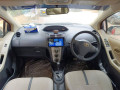 toyota-vitz-model-200712-small-6