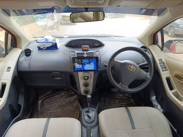 toyota-vitz-model-200712-big-6