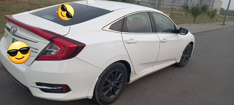 honda-civic-vti-oriel-2020-big-1
