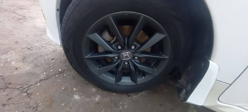 honda-civic-vti-oriel-2020-big-4