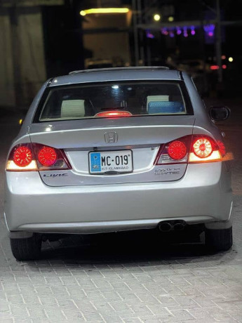 honda-civic-vti-oriel-2007-for-sale-big-6