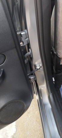 nissan-note-e-power-2019-big-9