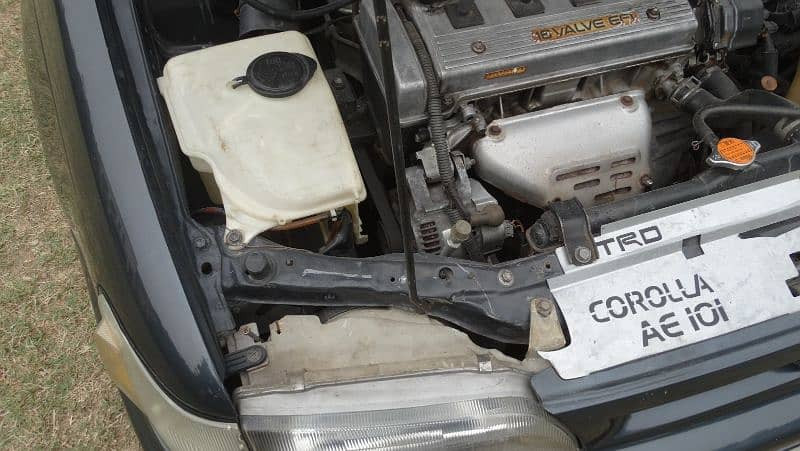 toyota-corolla-se-limited-15-big-6