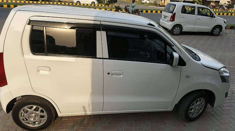 suzuki-wagon-r-2022-vxl-automatic-big-2