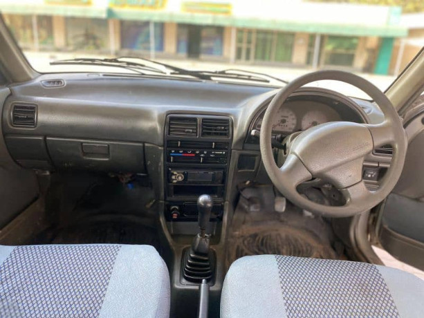 suzuki-cultus-vxr-2006-big-16