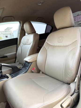 honda-civic-rebirth-2014-in-outclass-condition-big-10