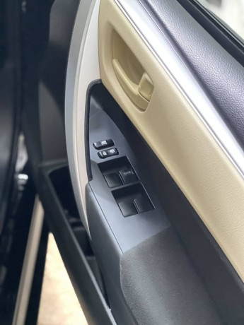 toyota-corolla-gli-bumper-to-bumper-genuine-big-12