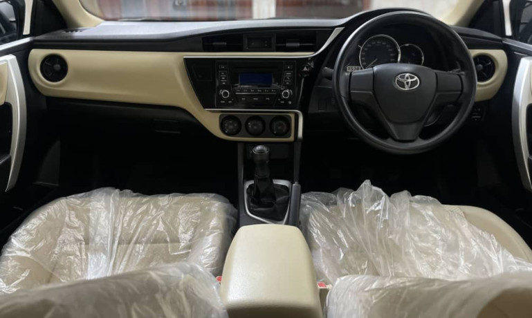 toyota-corolla-gli-bumper-to-bumper-genuine-big-8