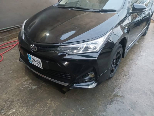 toyota-corolla-gli-2014-big-1