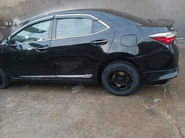toyota-corolla-gli-2014-big-3