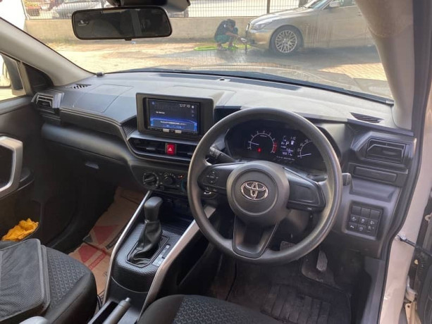 toyota-raize-2021-big-4