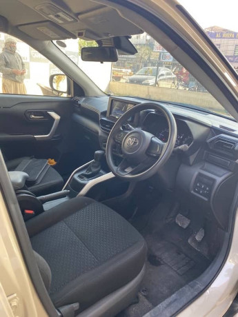 toyota-raize-2021-big-8