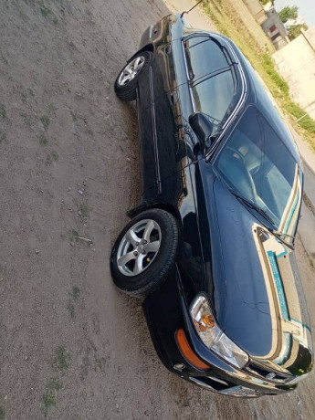 toyota-corolla-xe-2000-big-7