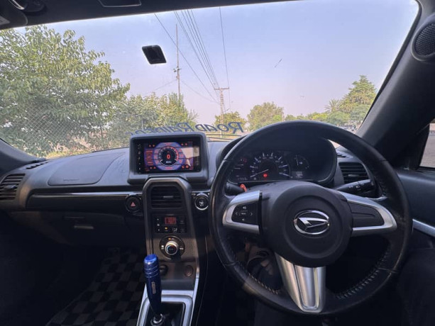 daihatsu-copen-robe-2014-big-16
