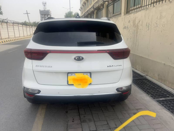 kia-sportage-fwd-like-new-condition-1010-big-1