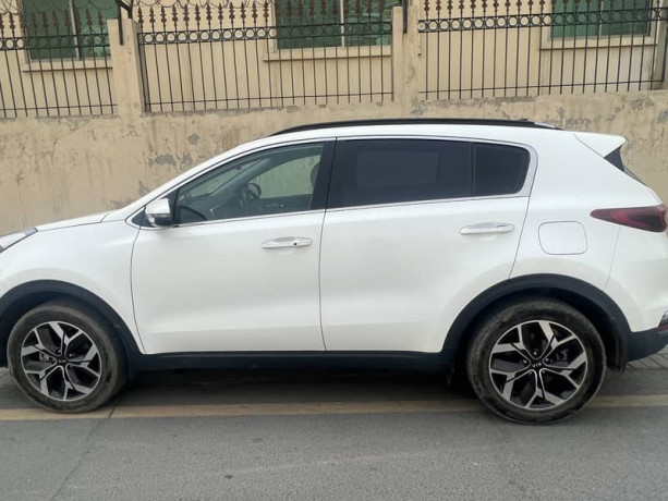 kia-sportage-fwd-like-new-condition-1010-big-5
