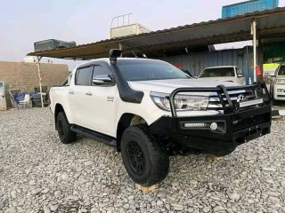 toyota-rav4-2025