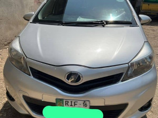 toyota-vitz-2013
