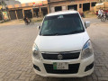 suzuki-wagon-r-2017-small-1