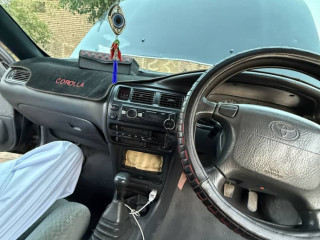 corolla-xe-2000-model