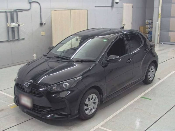 toyota-yaris-2022-35-grade-may-2025-passo-swift-cultus-2023-2024-2020-big-5