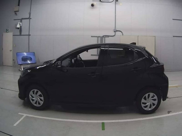 toyota-yaris-2022-35-grade-may-2025-passo-swift-cultus-2023-2024-2020-big-2