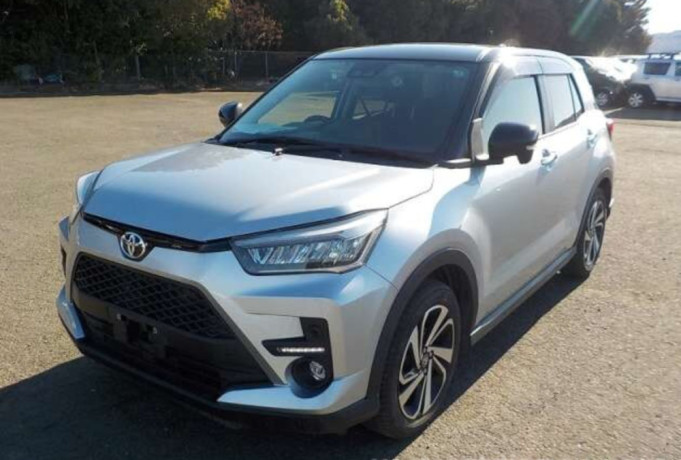 toyota-raize-z-4wd-package-big-7