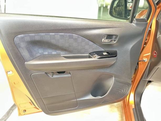 nissan-dayz-highway-star-2022-9500km-may-2025-import-2020-2021-days-big-9