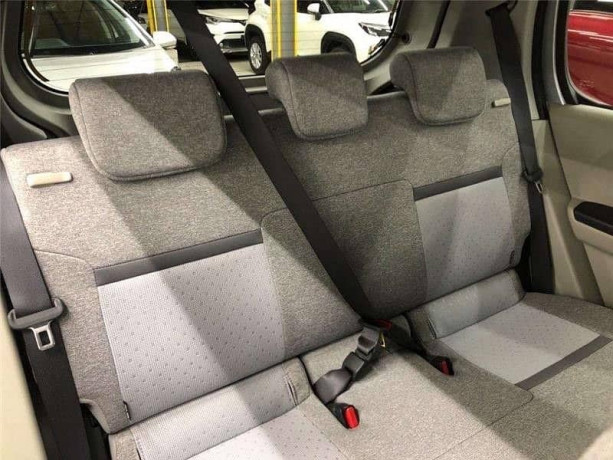 toyota-passo-2022-4500km-only-35-grade-may-2025-swift-2021-2023-2024-big-9