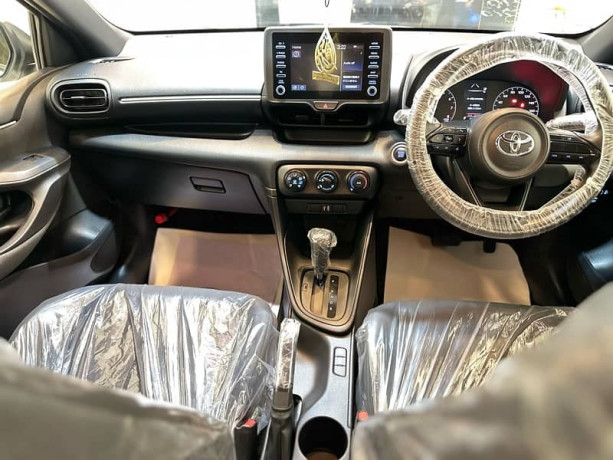 toyota-yaris-2022-4-grade-april-2025-import-passo-2021-2020-2023-big-6