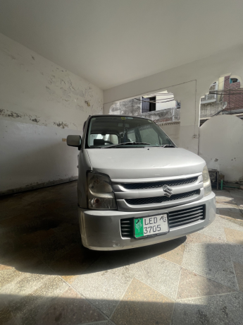 wagon-r-20072013-big-0