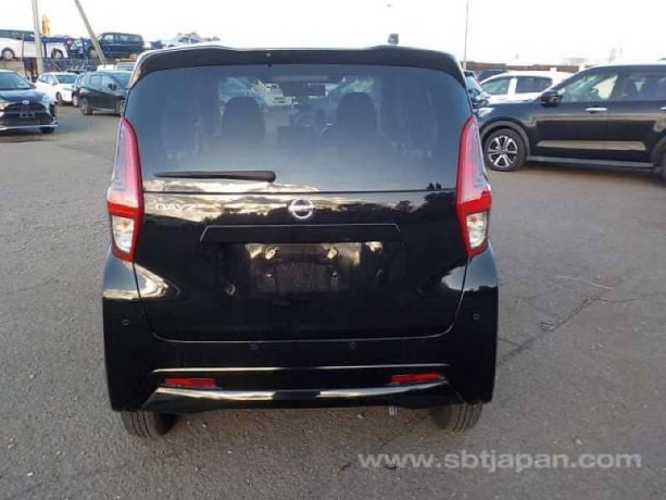 nissan-dayz-2022-45-grade-12500km-only-may-2025-import-2021-2020-big-18