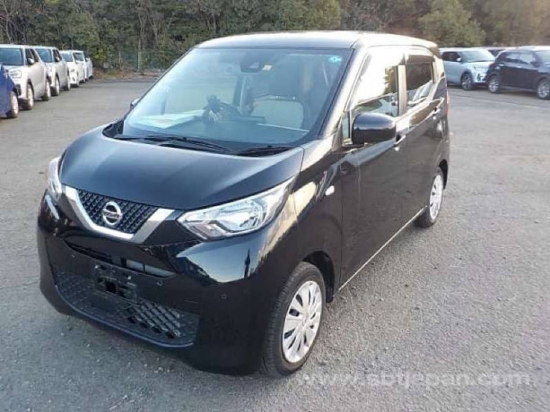 nissan-dayz-2022-45-grade-12500km-only-may-2025-import-2021-2020-big-16