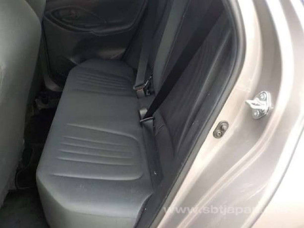 toyota-yaris-2022-35-grade-may-25-passo-cultus-swift-2020-2021-2023-big-7