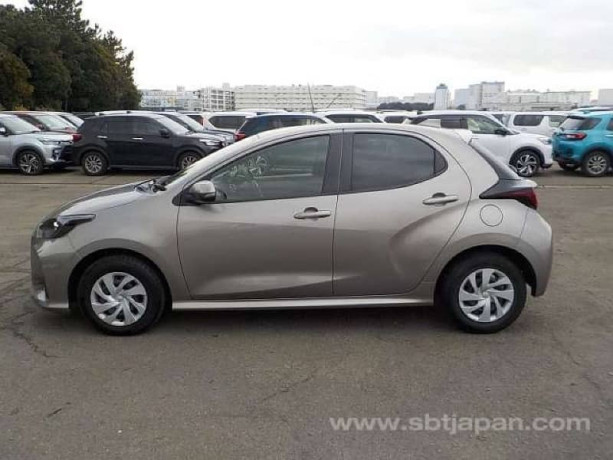 toyota-yaris-2022-35-grade-may-25-passo-cultus-swift-2020-2021-2023-big-4