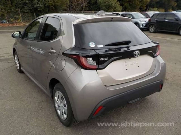 toyota-yaris-2022-35-grade-may-25-passo-cultus-swift-2020-2021-2023-big-16